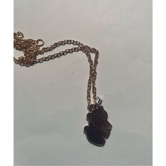 Black AND WHITE PANDA NECKLACE - Picture 5 of 6